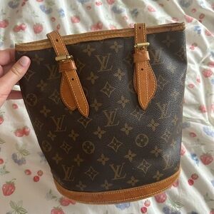 Louis Vuitton Vintage Monogram Bucket Bag